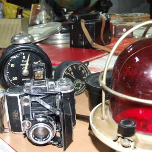Фотоаппарат, таймеры и красный фонарь из коллекции Бориса Бармина