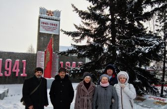 Ветераны журналистики побывали на экскурсии в  вагоне — музее Красноярского ДЕПО