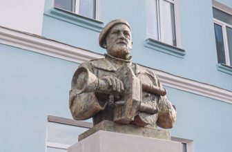 ​С любовью к родной земле